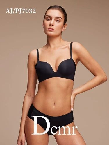 Комплект нижньої білизни оптом Dcmr AJ7032 чорний AJ7032 чорний фото OPT LUX AJOUR